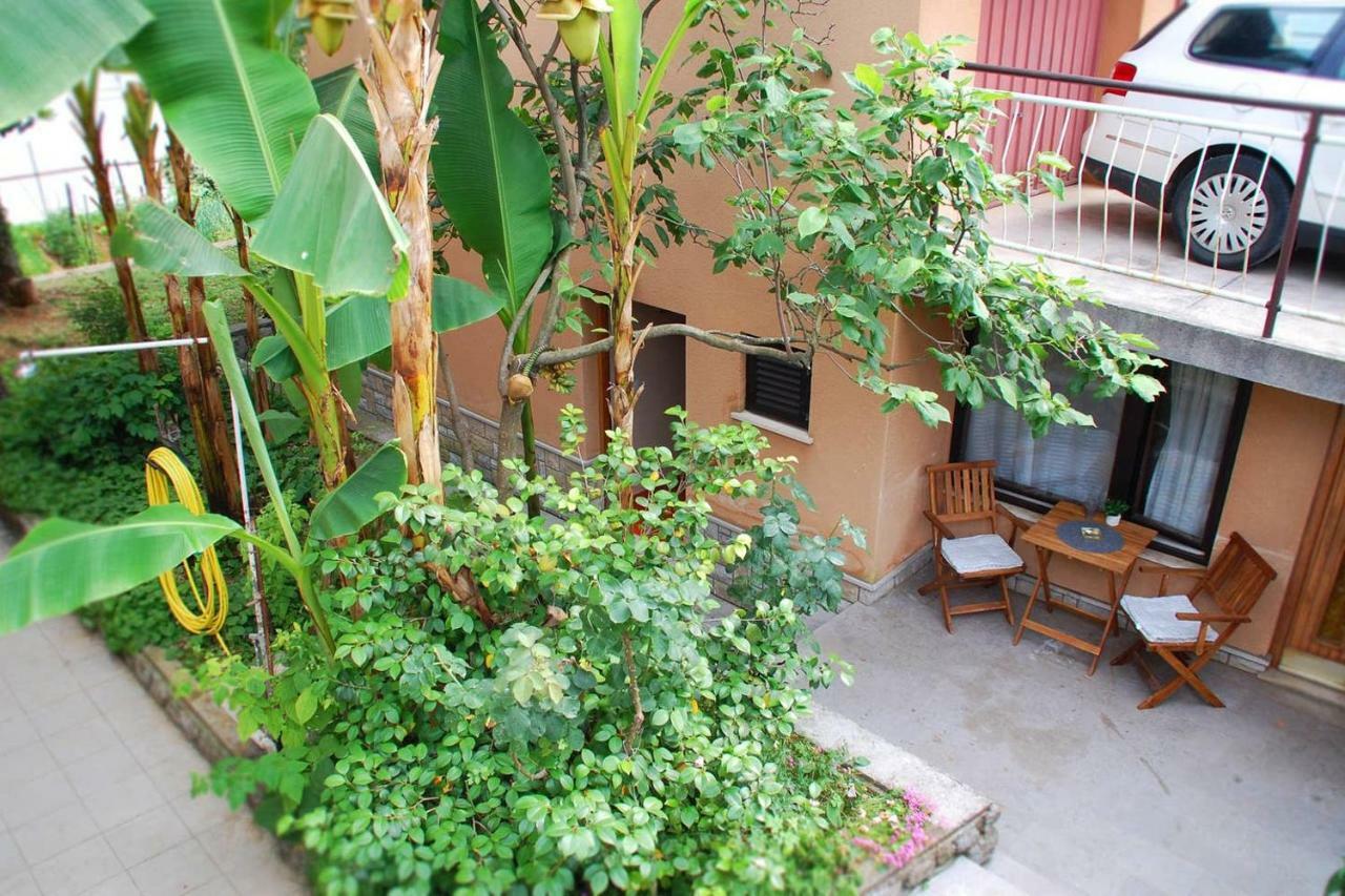 Studio Apartman Ziganto Ičići Eksteriør billede